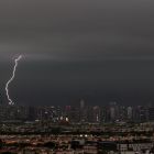 ì Inondations à Dubaï: orages trop violents et ensemencement des nuages