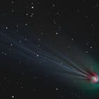 - Photographie unique d'une spirale de lumière émanant de la comète 12P/Pons-Brooks