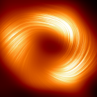 á Le magnétisme de notre trou noir supermassif dévoilé dans cette image impressionnante
