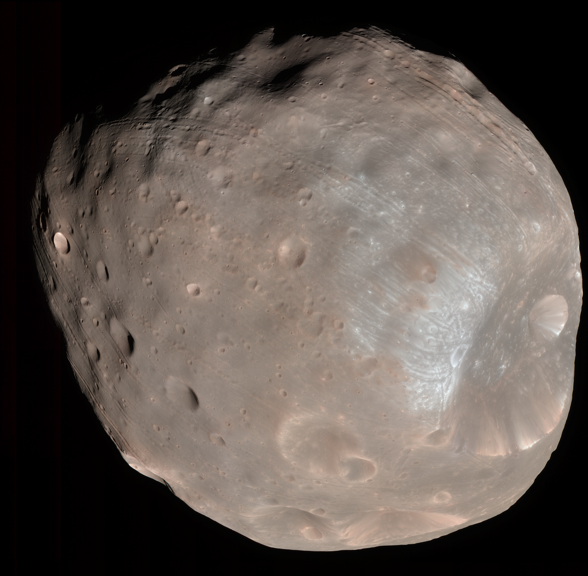Vue de Phobos par la sonde Mars Reconnaissance Orbiter.