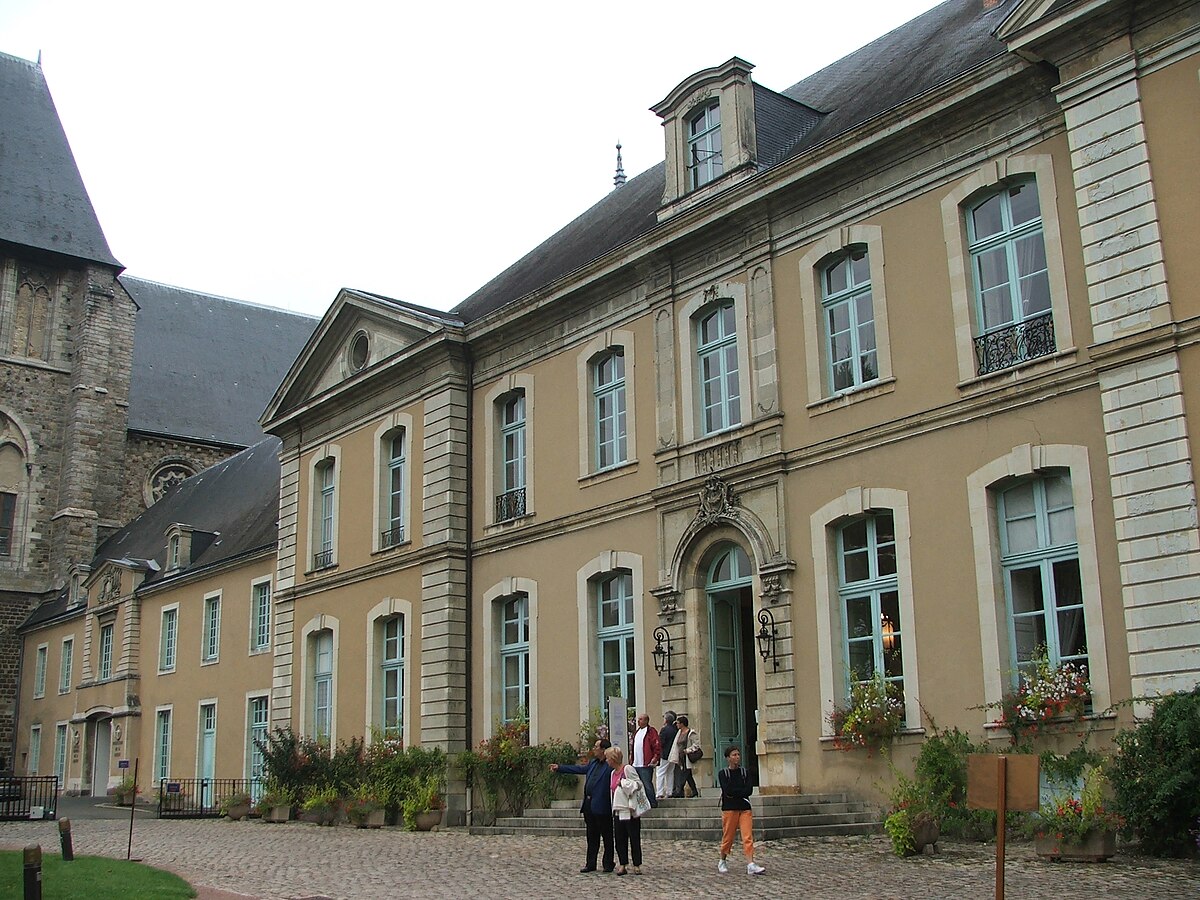 Abbaye Saint-Pierre de la Couture