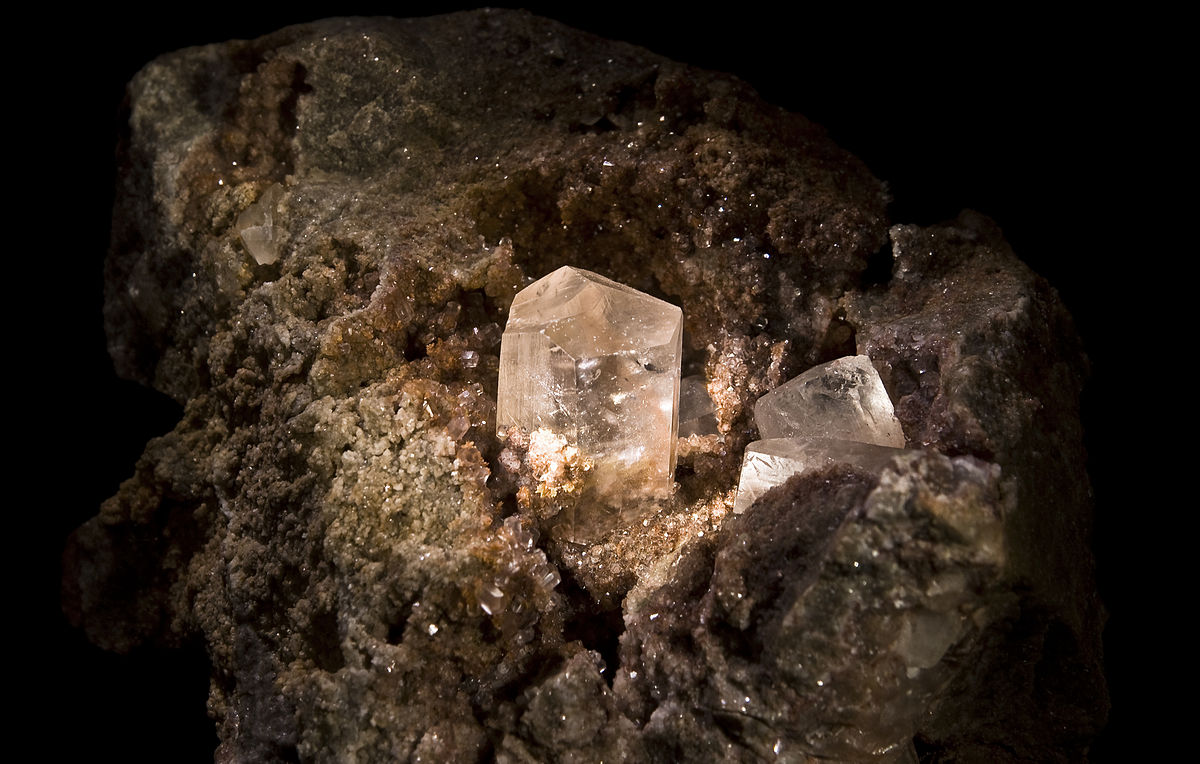 Les cristaux, une richesse terrestre insoupçonnée - COULEUR CRISTAL