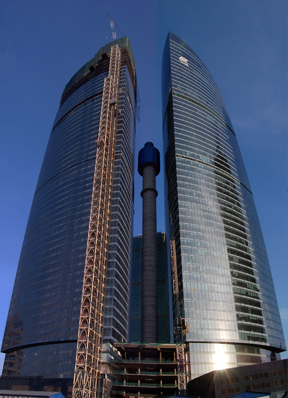 Federaion Tower in Moscow-City 28-03-2010.jpg