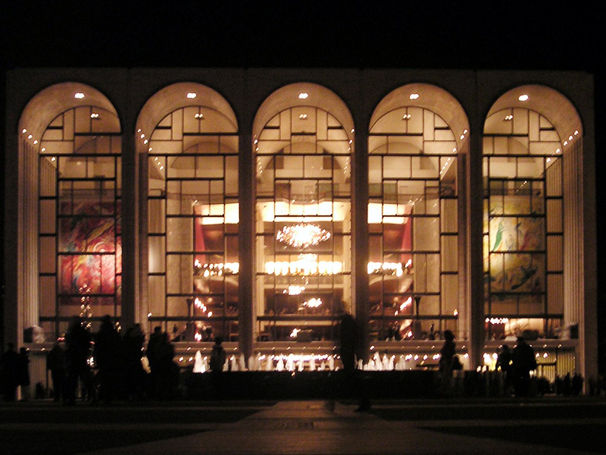 Metropolitan Opera House At Lincoln Center 2.jpg