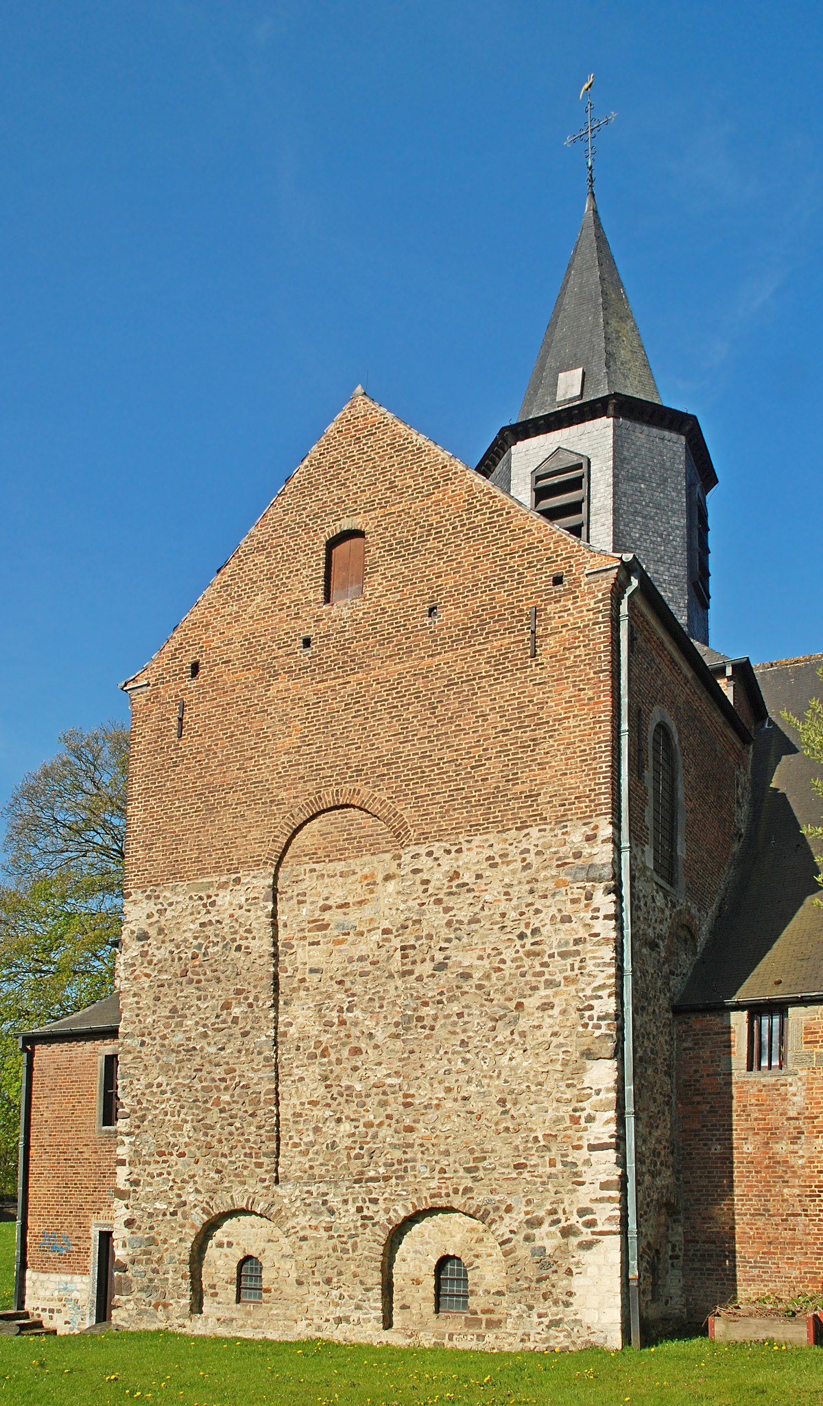 Église NotreDame de Mousty Architecture extérieure