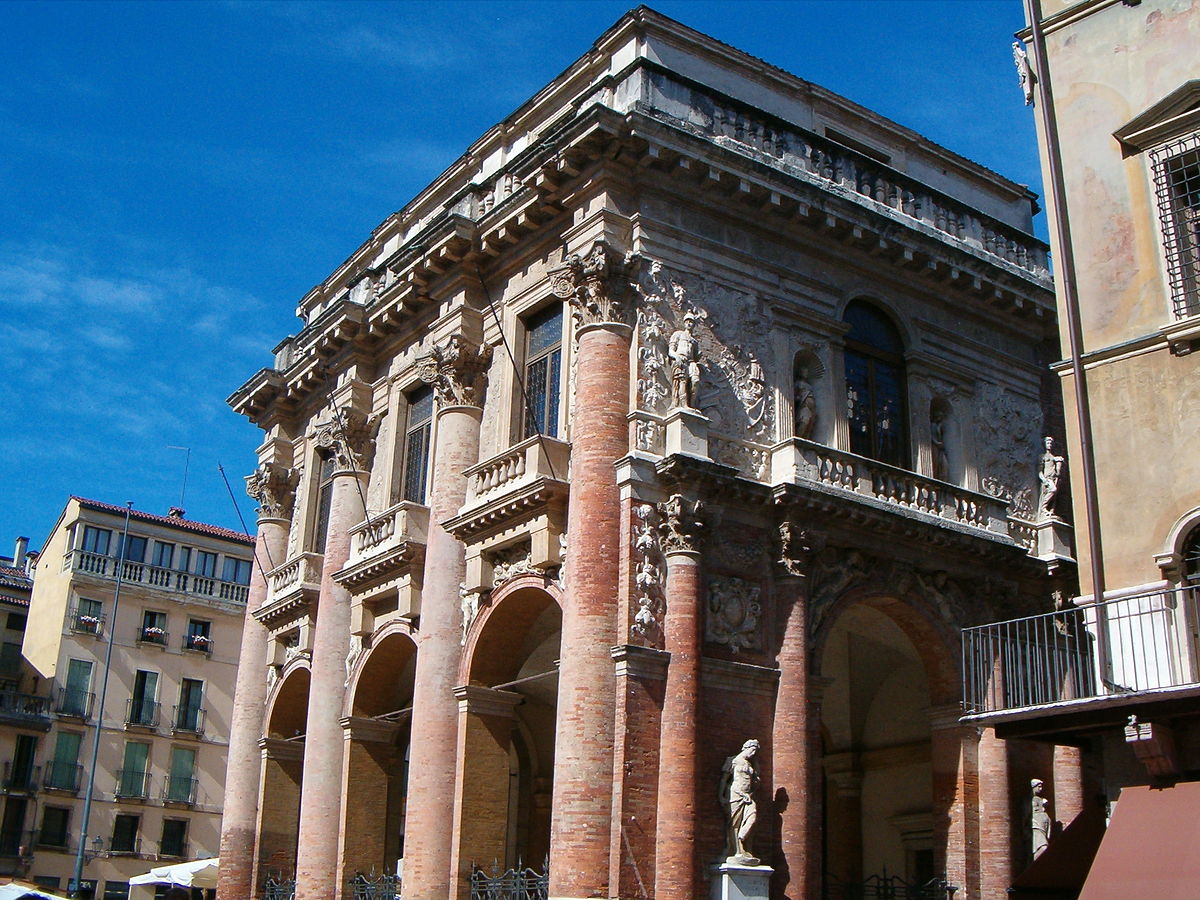 Palazzo del Capitanio-Vicenza 03.jpg
