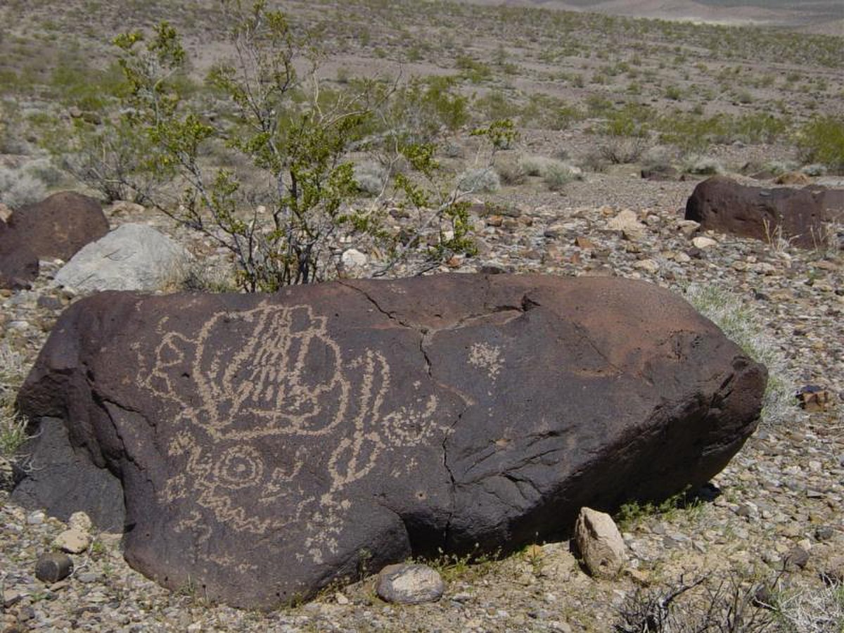 Des pétroglyphes à Mesquite Springs, Parc national de la Vallée de la mort.