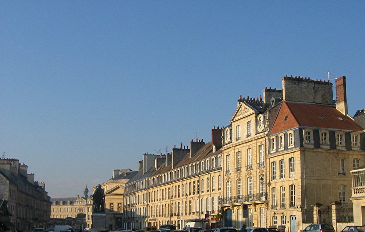 Place Saint-Sauveur
