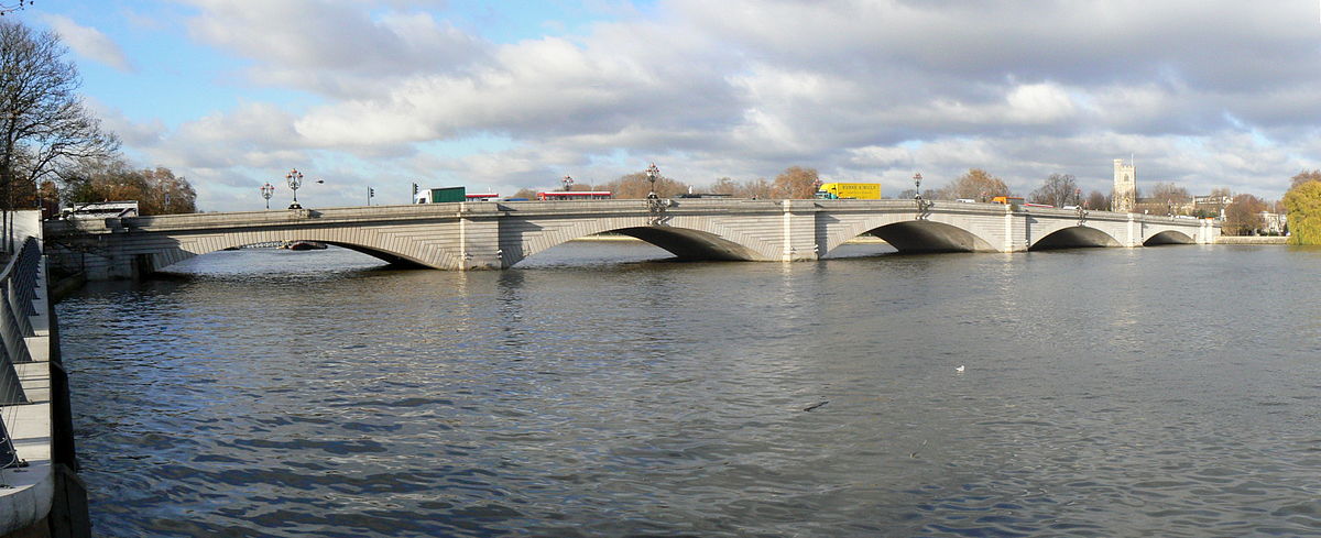 Putney Bridge 723-5.JPG