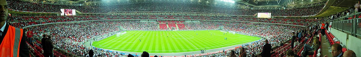 Wembley panorama 3.jpg
