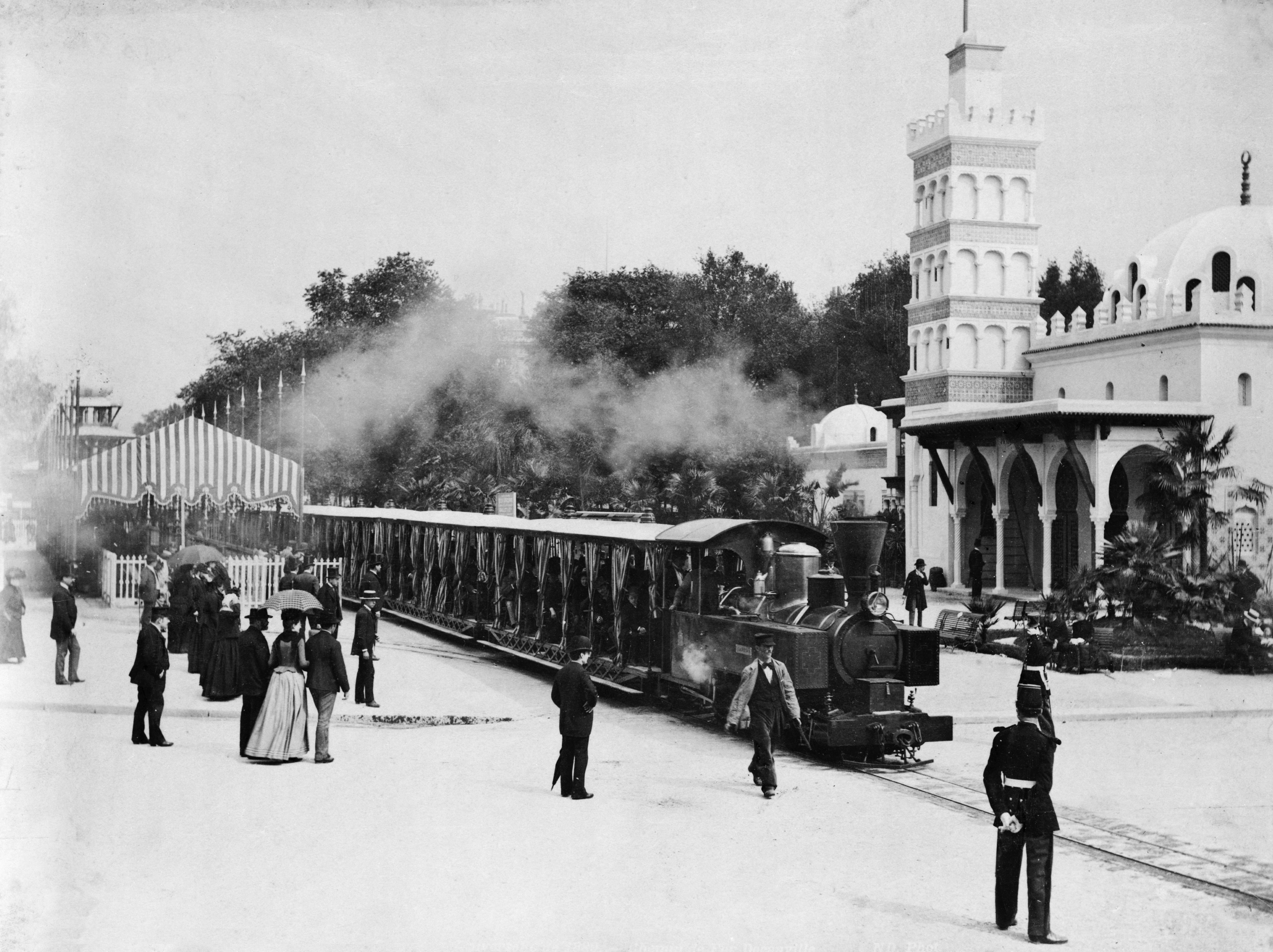 Paris Exposition train 1889.jpg
