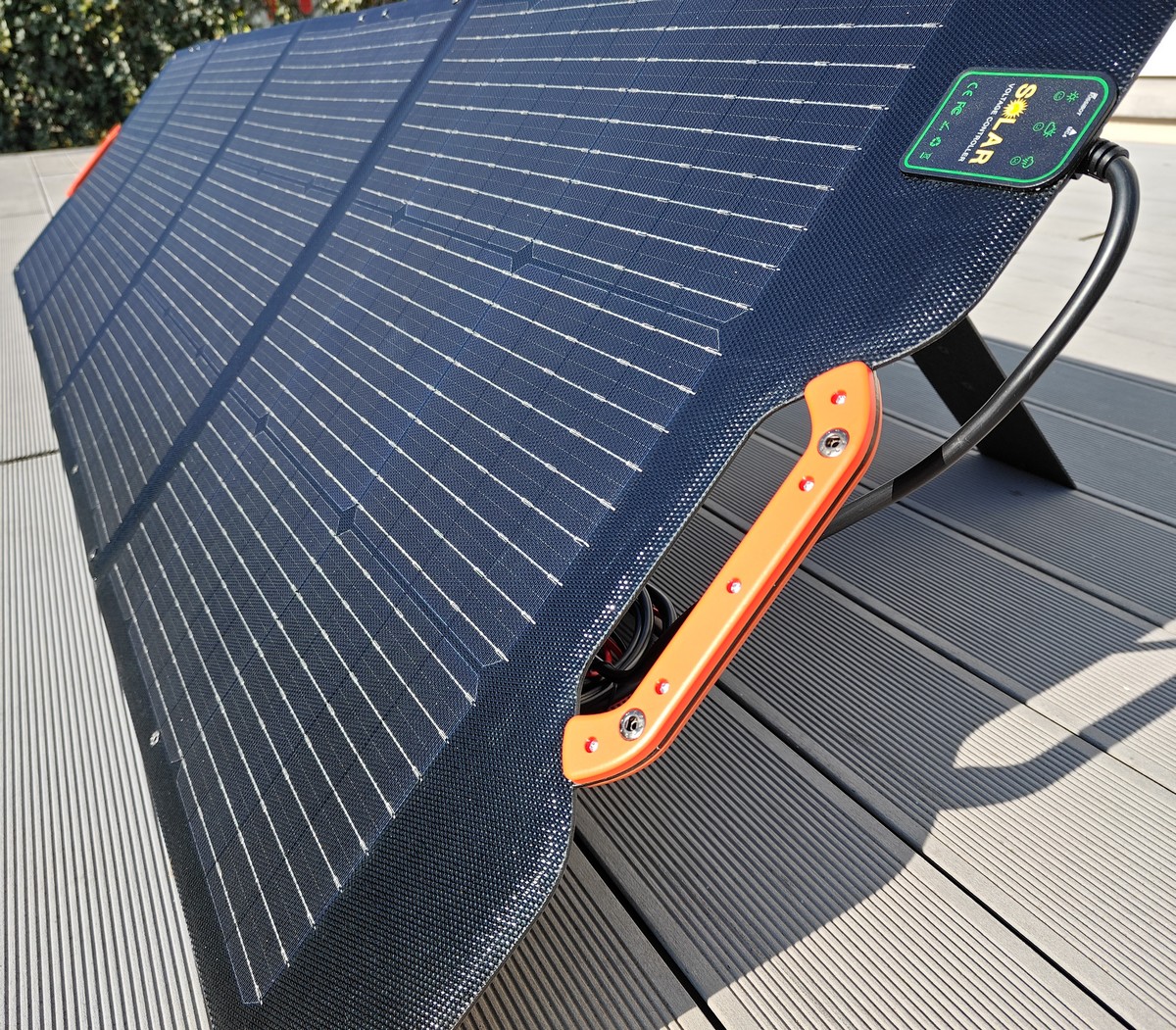 TEST STATION D'ÉNERGIE 2000 WATTS AFERIY + panneaux solaires 200 watts 