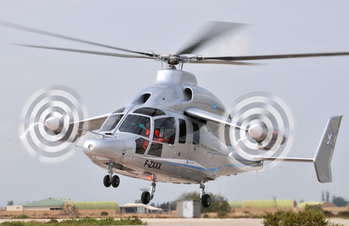 Essais en vol du démonstrateur hybride X3 d’Eurocopter