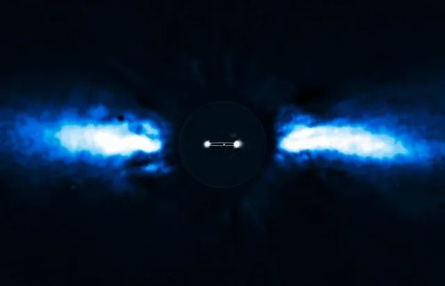 Une exoplanète observée dans sa course autour de son étoile