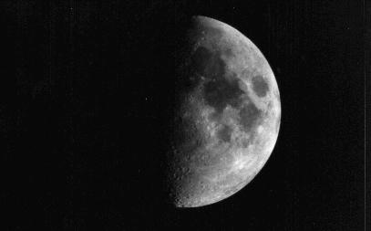 Une base lunaire russe d'ici 2025 ?