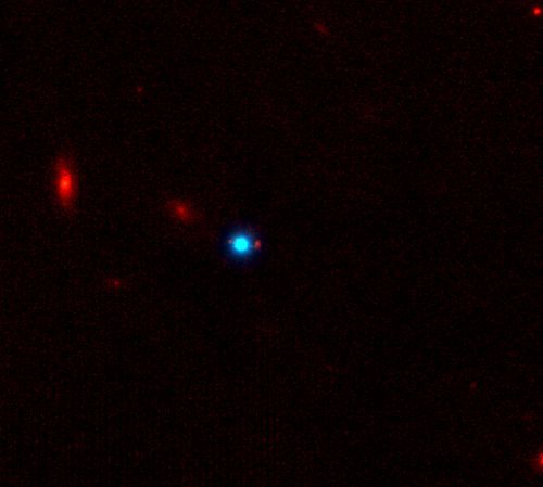 Un quasar observé pour la premiere fois comme loupe cosmique