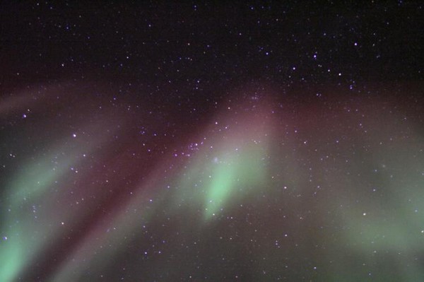Première observation de polarisation de la lumière dans le ciel boréal