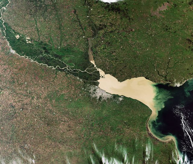 Le Rio de la Plata et Buenos Aires vus de l’espace