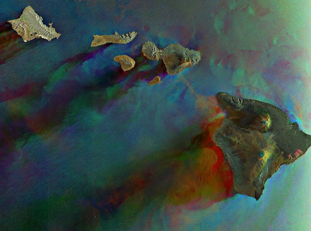 Hawaï, point chaud du Pacifique, vu de l’espace