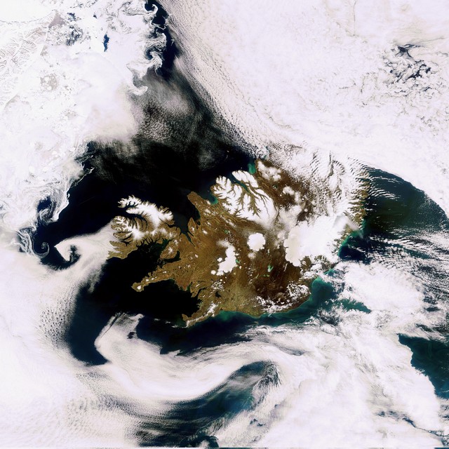 Une Islande qui ne fume plus... vue de l'espace