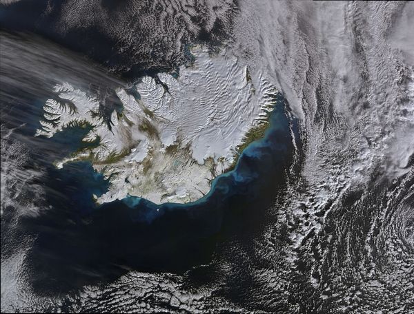 Les premières neiges en Islande vues de l'espace