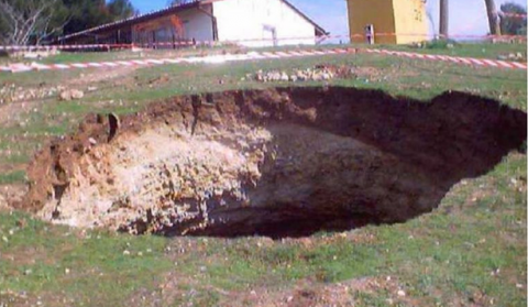 Sinkhole: un hôtel a été englouti en Floride