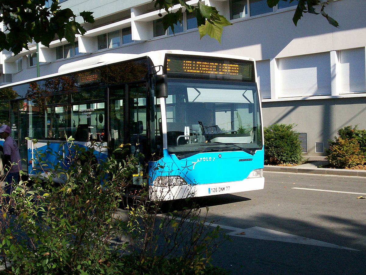 2Elavoir GareRoutiere3.JPG