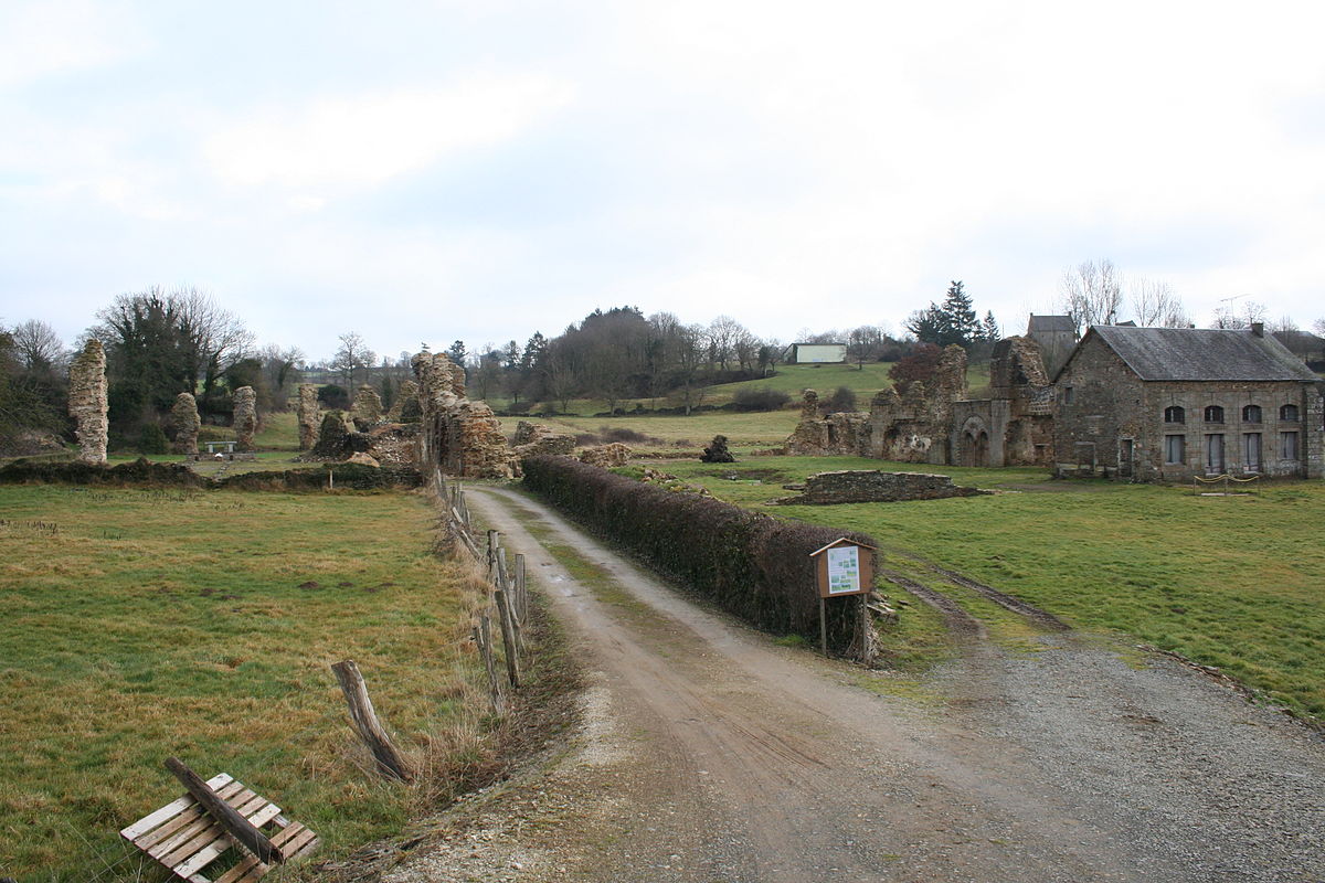 Abbaye de savigny 13.JPG