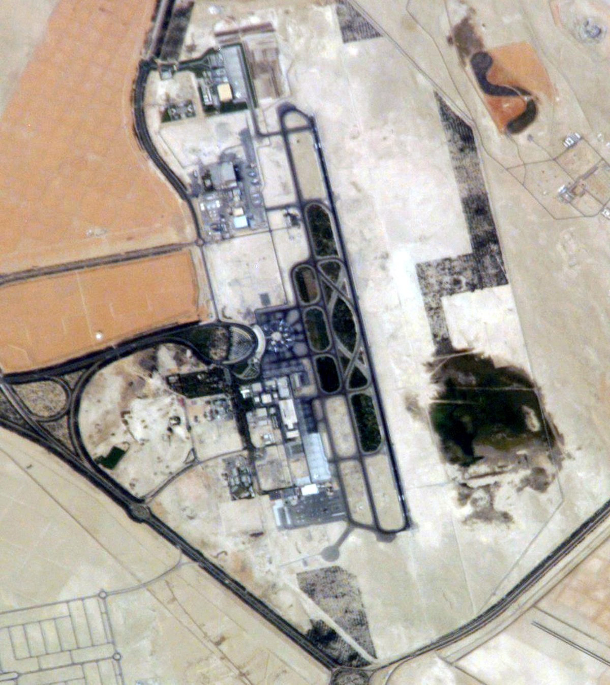 Aéroport international d'Abou Dabi