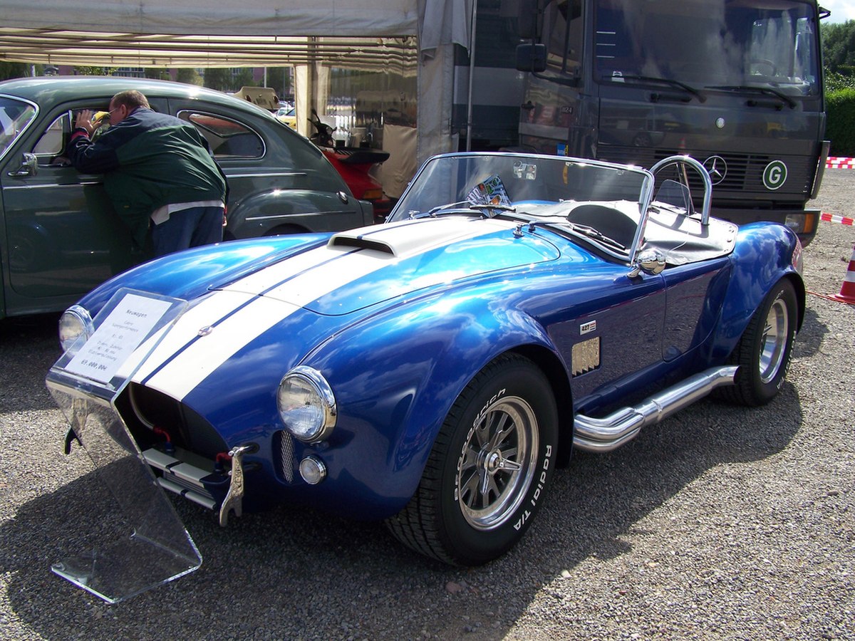 AC Cobra MKIII 427 SC