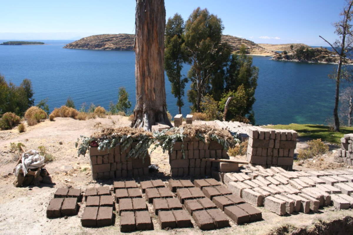 Adobe (brique)