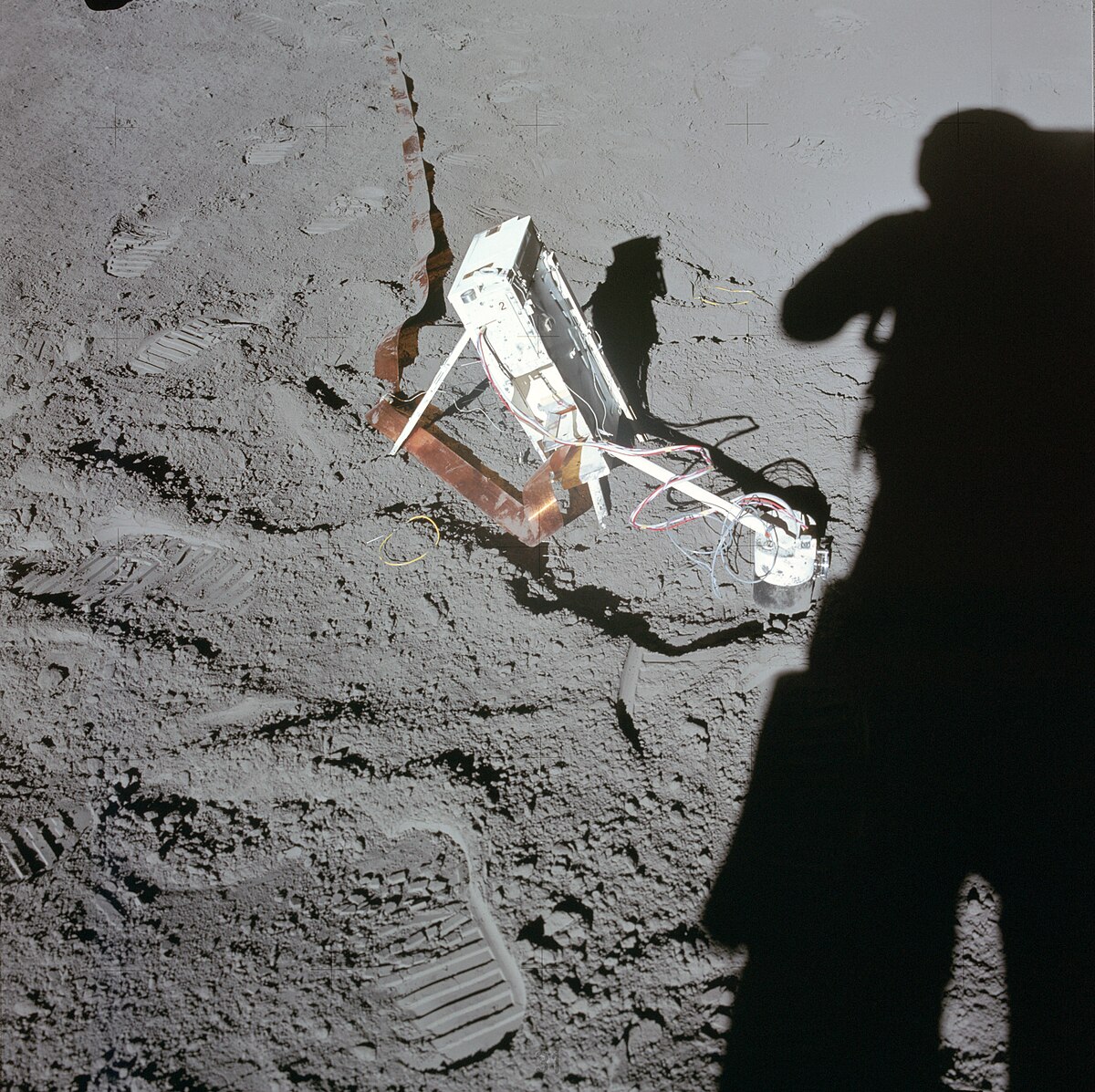 ALSEP AS15-86-11596.jpg