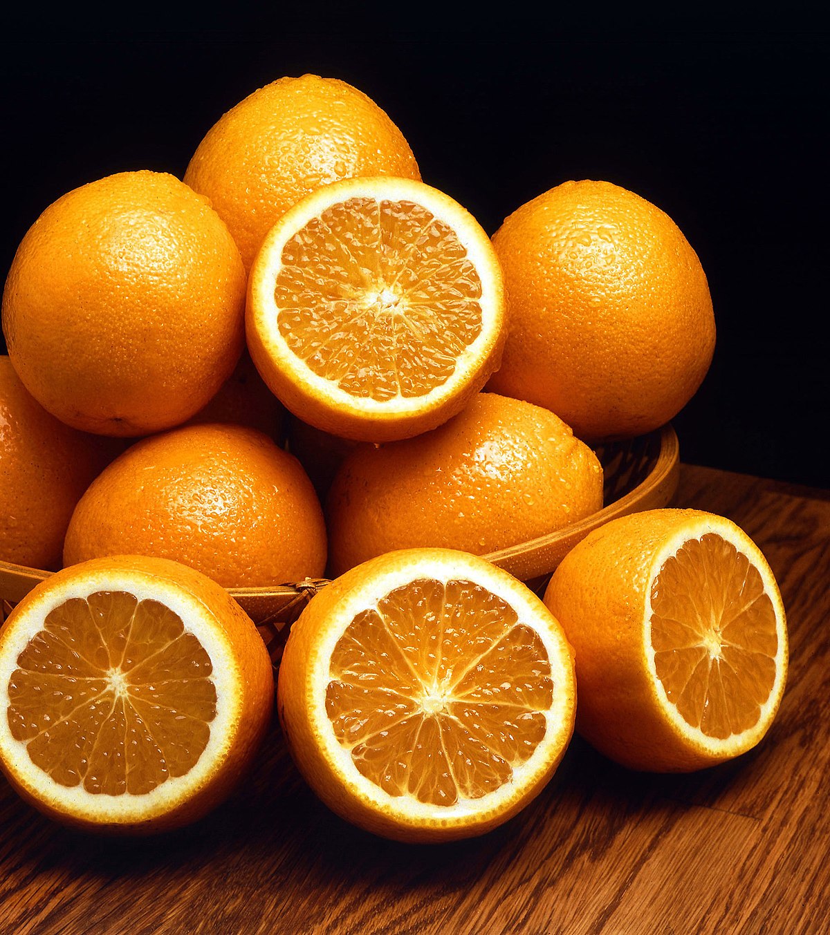 Orange (fruit)