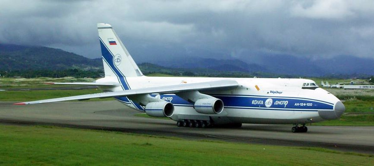 Antonov An-124