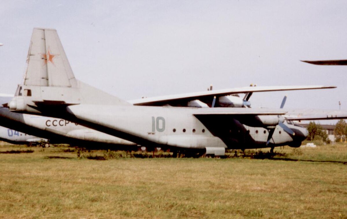 Antonov An-8