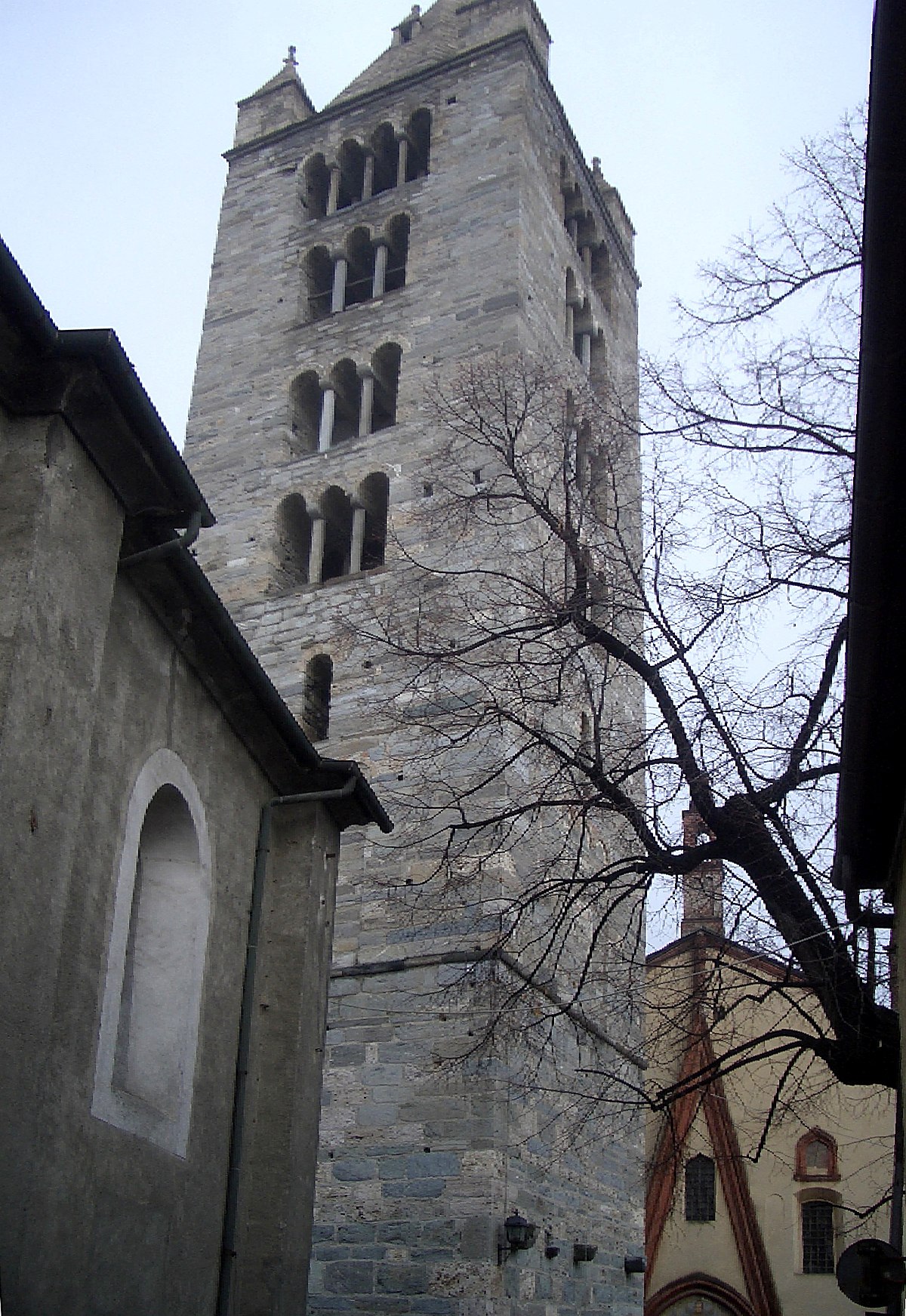 Collégiale de Saint-Ours