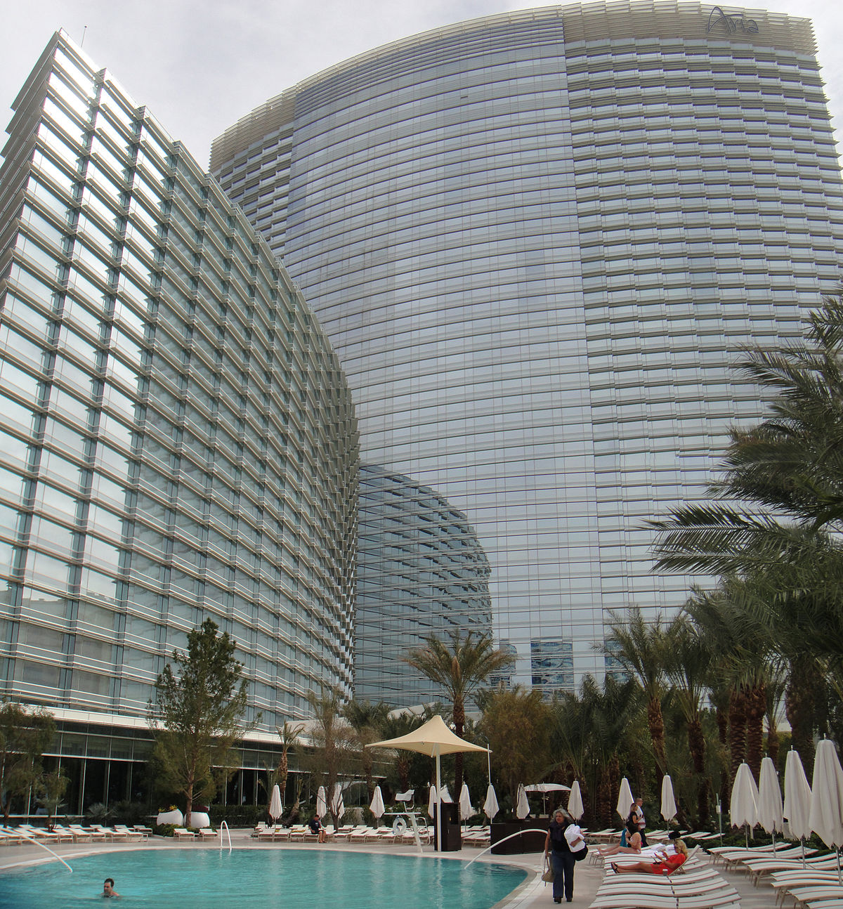 Aria - Pool2 - 2010-03-06.jpg