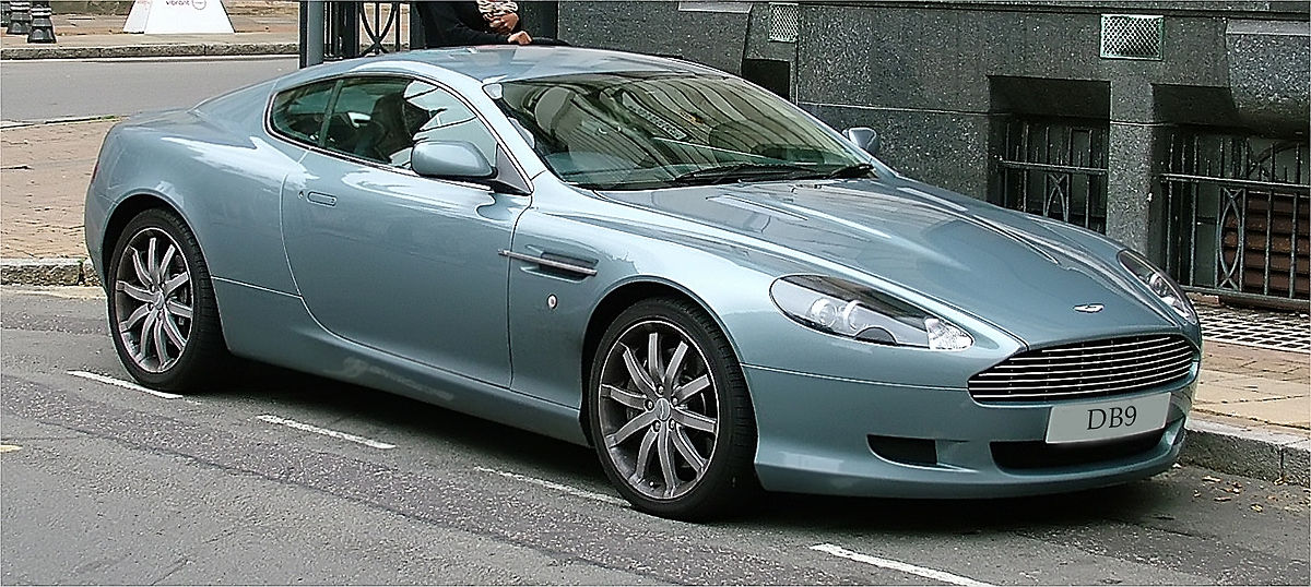 Aston Martin DB9 coupé