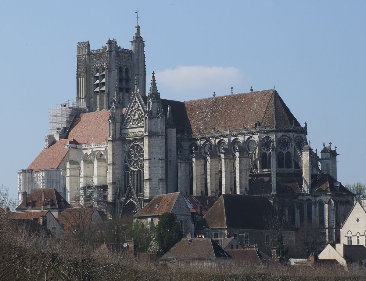 Auxerre - Cathedrale Saint-Etienne - 01.jpg