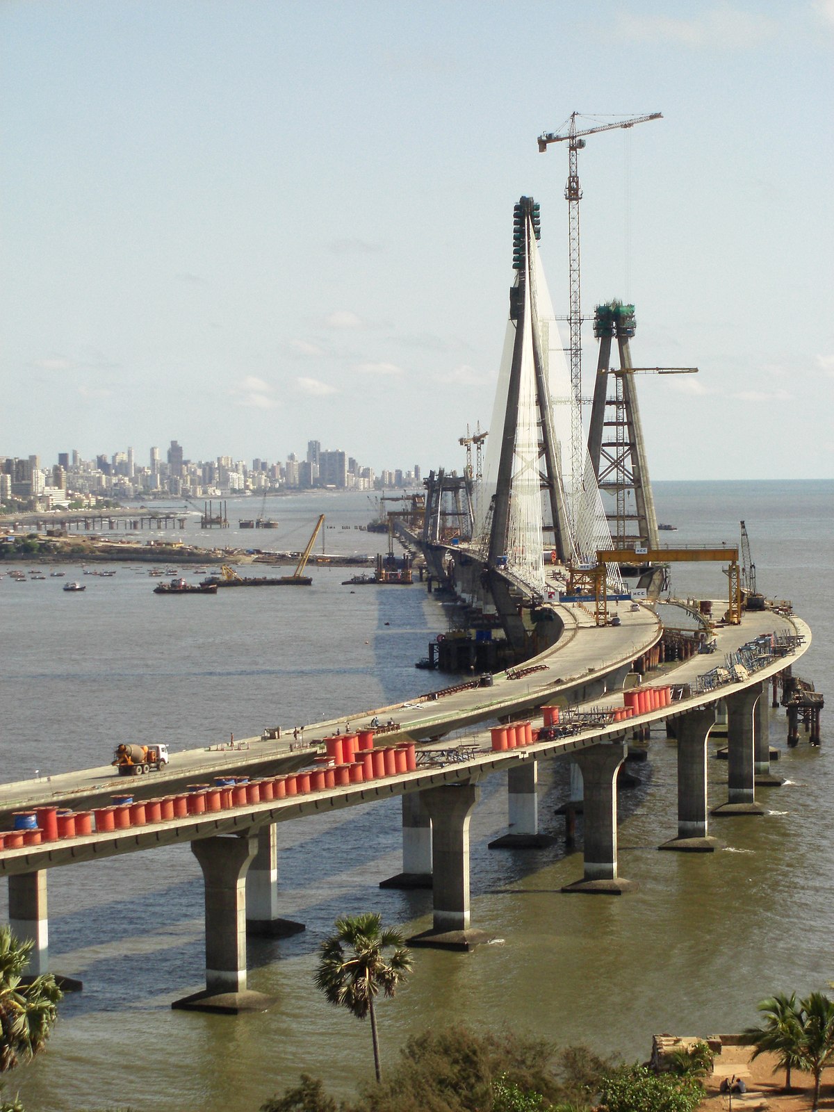 Bandra-Worli Sea Link May 2008.jpg