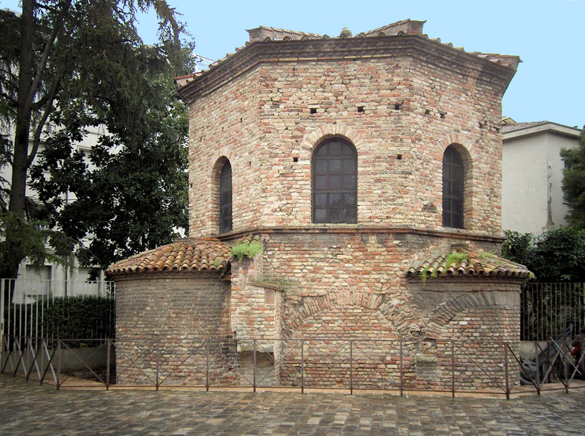 Baptistère des Ariens
