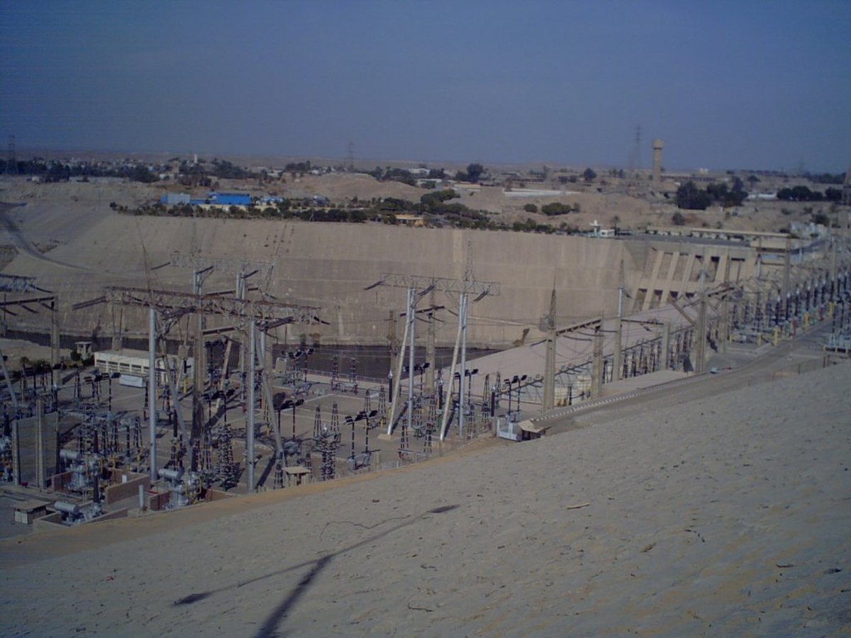 Barrage d'assouan 03.jpg