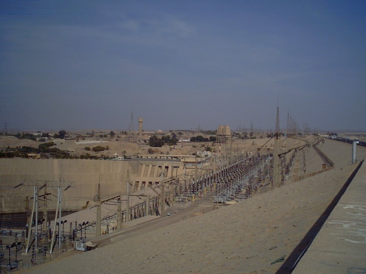 Barrage d'assouan 04.jpg