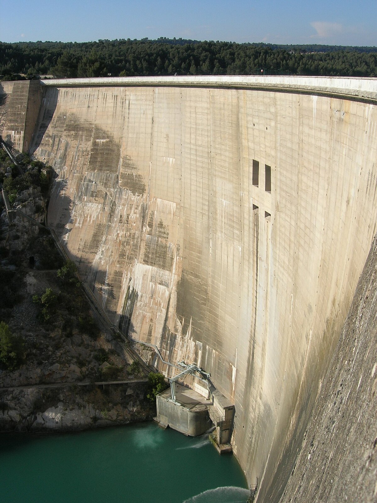 Barrage de Bimont 2.jpg
