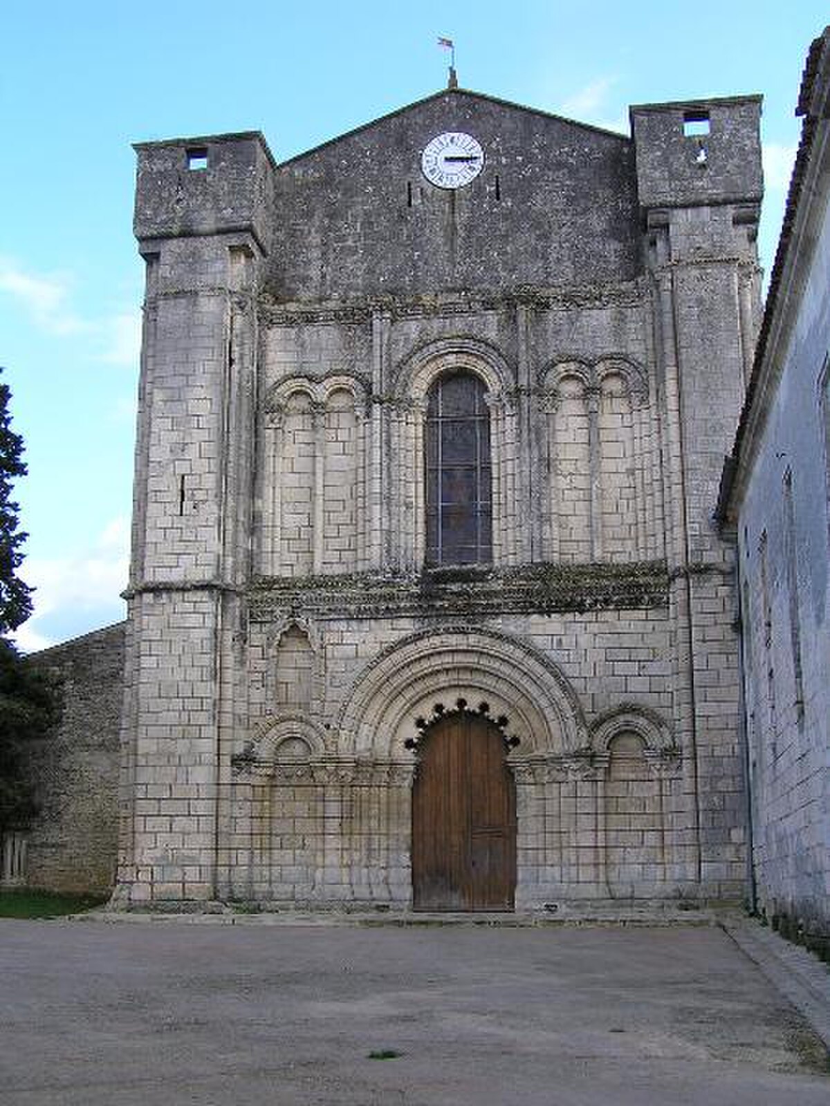 BassacAbbaye12.JPG