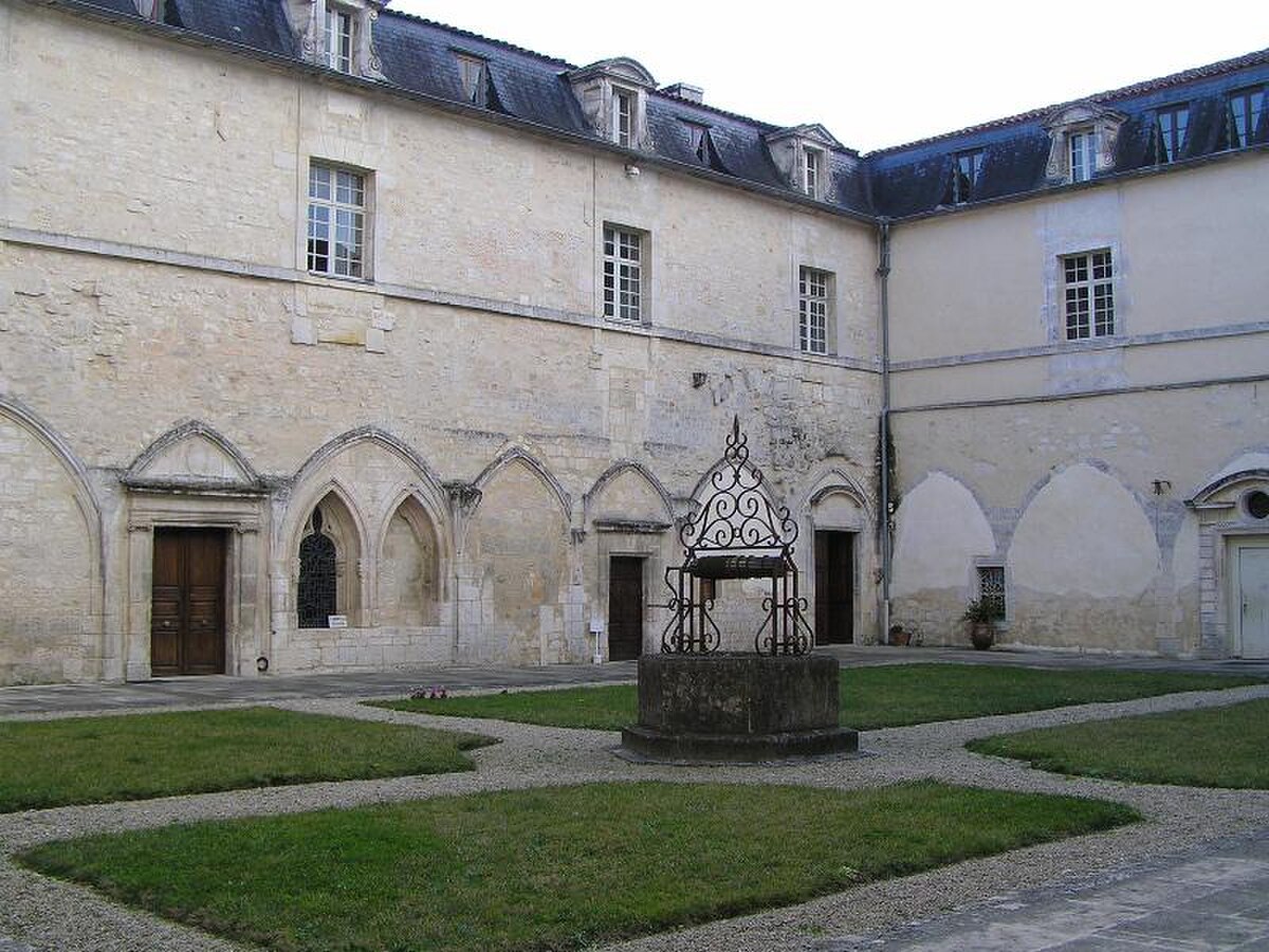 BassacAbbaye15.JPG