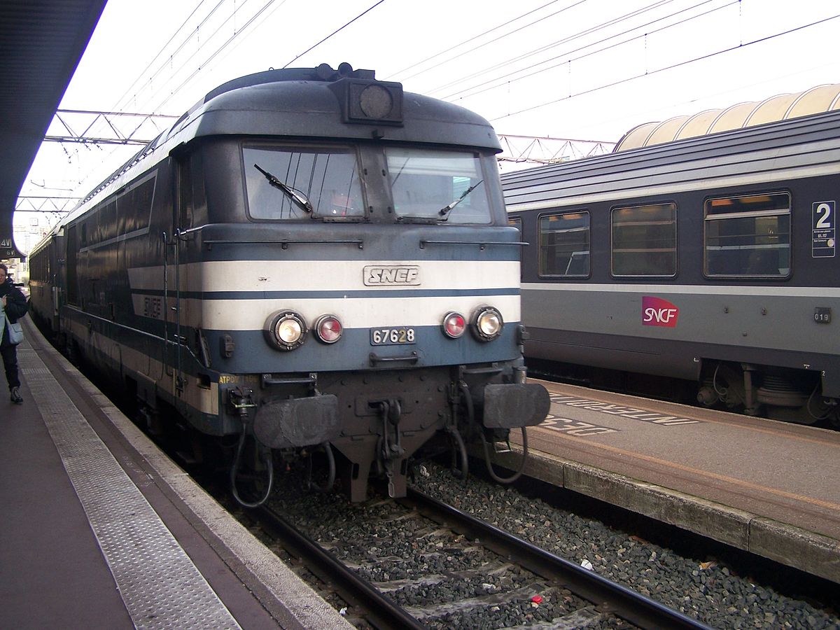 La 67628 entrant en gare de Lyon Part Dieu.