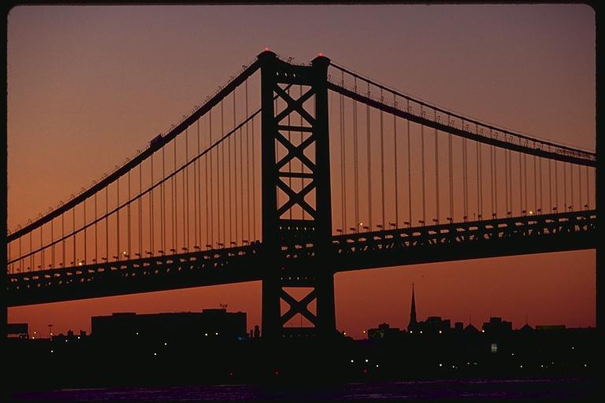 Benjamin Franklin Bridge.jpg
