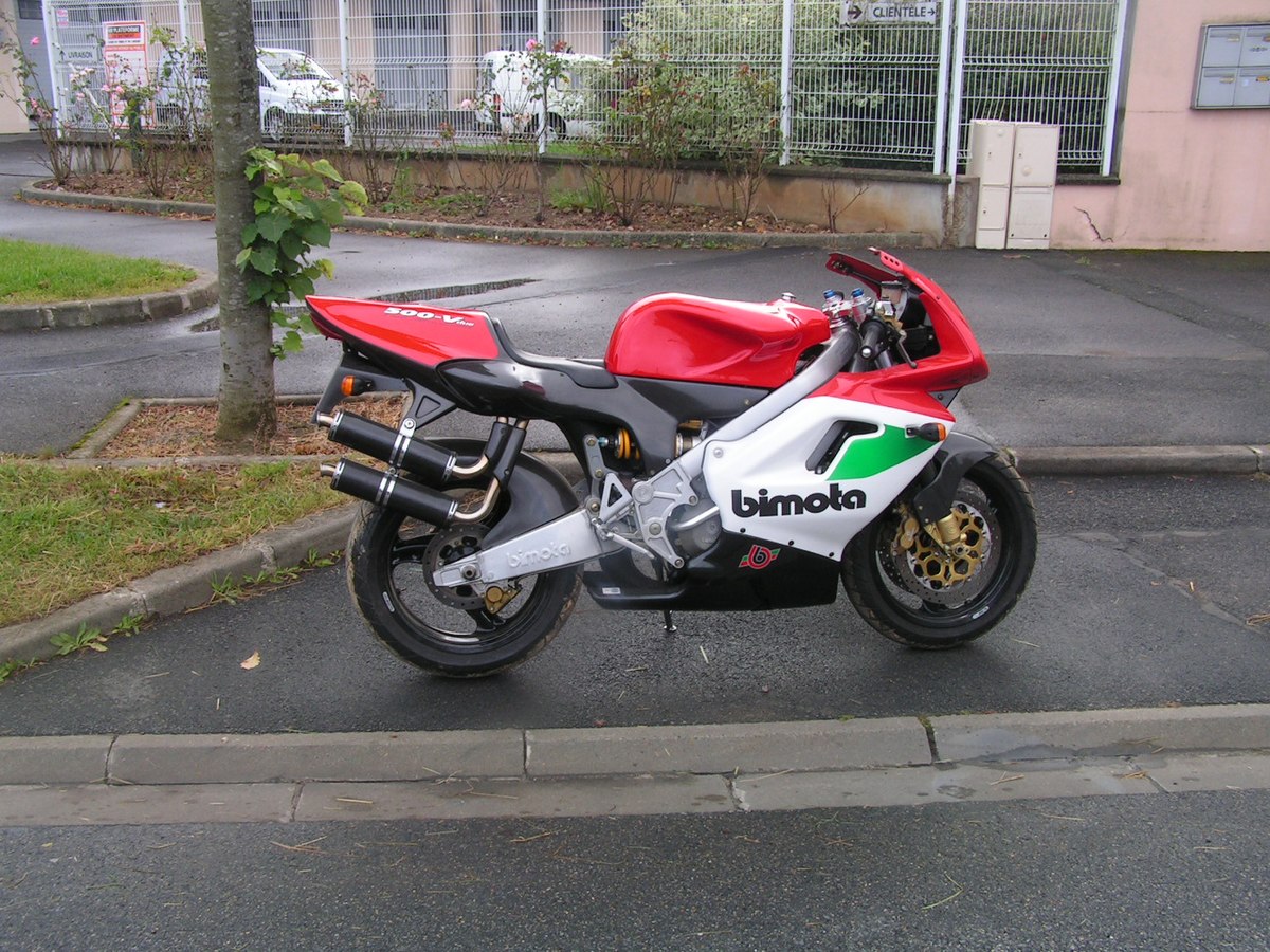 Bimota VDue 2.JPG
