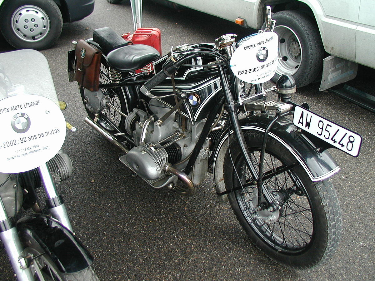 BMW R37 : la deuxième, mais tout y est déjà.